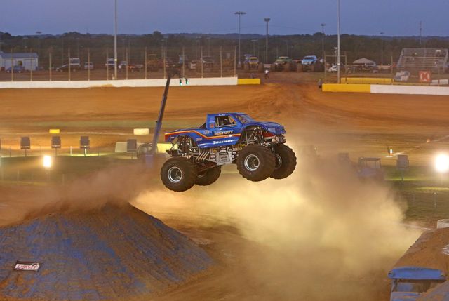 BigFoot wins Eliminations at the Circle K Back-to-School Monster Truck Bash.