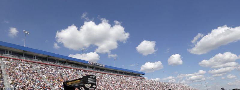 Tony Schumacher and his Don Schumacher Racing U.S. Army Top Fuel dragster will be among the favorites with the NHRA Carolina Nationals return to zMAX Dragway, Sept. 16-18.