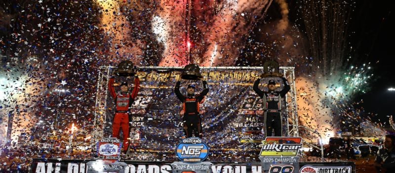 David Gravel (World of Outlaws NOS Energy Drink Sprint Cars) (middle), Bobby Pierce (World of Outlaws Real American Beer Late Models) (left) and Mat Williamson (Super DIRTcar Series) (right) capped the 2025 season with World of Outlaws championships.