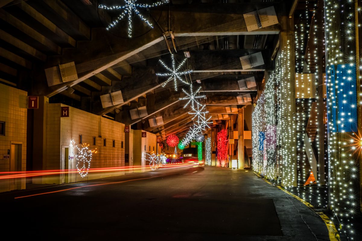 A New Merry and Bright Speedway Christmas presented by Atrium