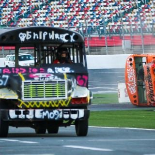 BUS RACE Thumbnail